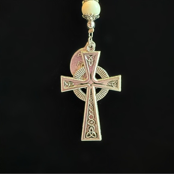 Green St Patrick Irish Marbled Prayer Rosary - Picture 5 of 8